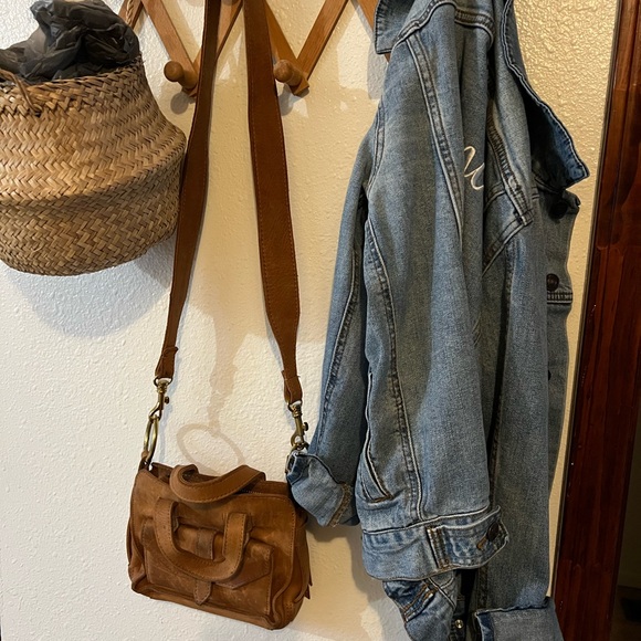 Leather crossbody - Picture 5 of 5